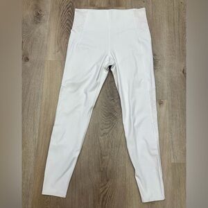 Athleta Stay Fly 7/8 Tight Legging in White